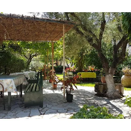 Castellos Bellos 4 * Marathias (Zakynthos)