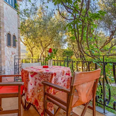 Castellos Bellos 4 Marathias (Zakynthos)
